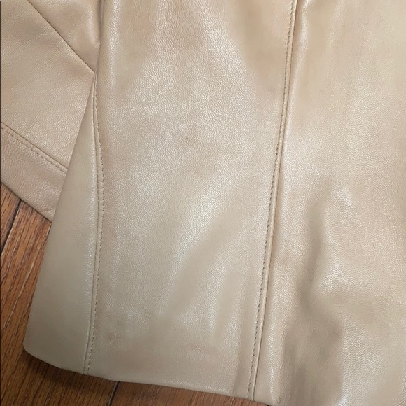 Danier lamb leather camel coloured jacket - Picture 5 of 7